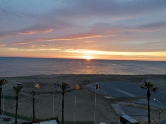Studio Cosy Climatise Vue Mer Canet Plage 3Etoiles المظهر الخارجي الصورة
